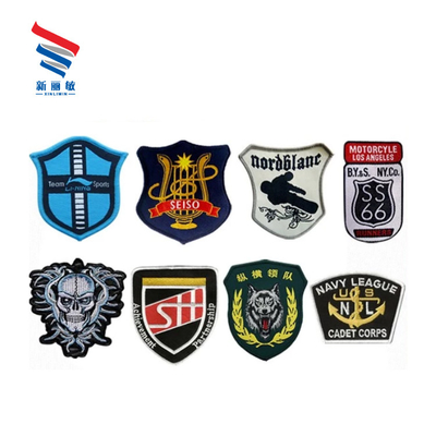 Logo personnalisé Patches en coton tissé/fil jumeaux pour la promotion des clubs scolaires
