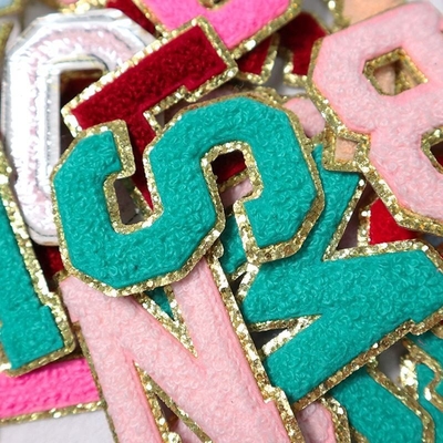 5.1cm 5.7cm 6.3cm 7cm Lettres A-Z Patch Glitter Le repassage de la chenille