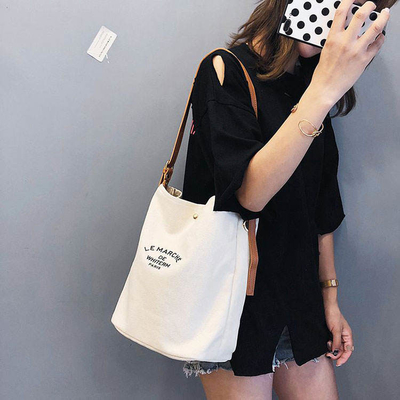 Supermarché Logo personnalisé Sac à main en coton en toile avec poignée en cuir brun