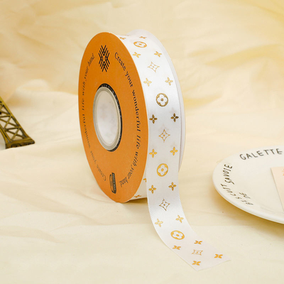 Boîte à taches de couleur solide Emballage cadeau Fiore ruban de mariage avec tissu satiné