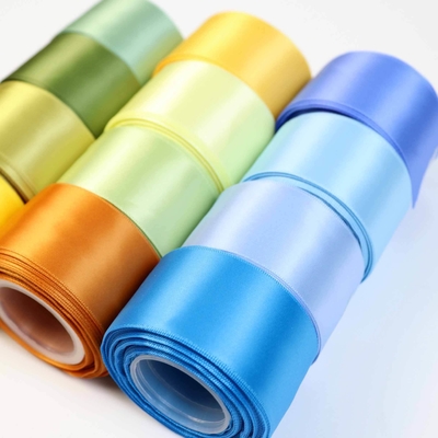 Modèle sur mesure double face 100% polyester RPET rouleau de ruban satiné pour emballage durable